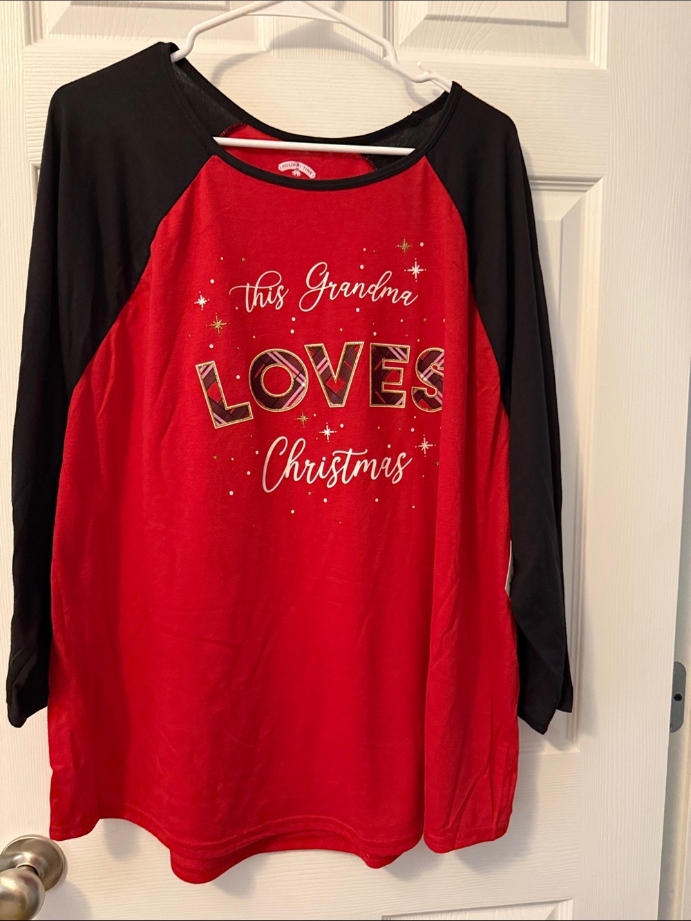 Holiday Time Red & Black "This Grandma Loves Christmas" Raglan Tee